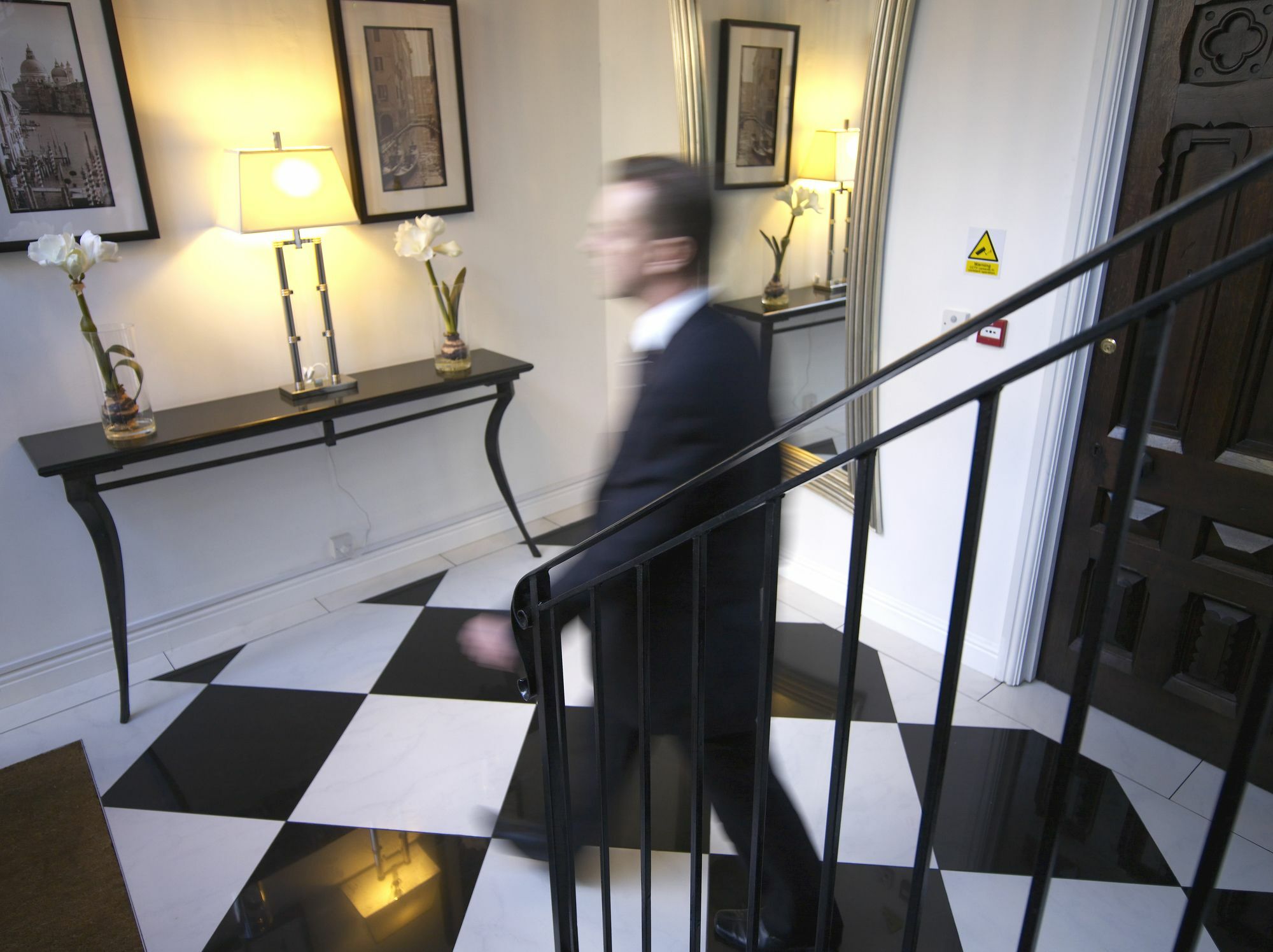 Strozzi Palace Suites By Mansley Челтнъм Екстериор снимка