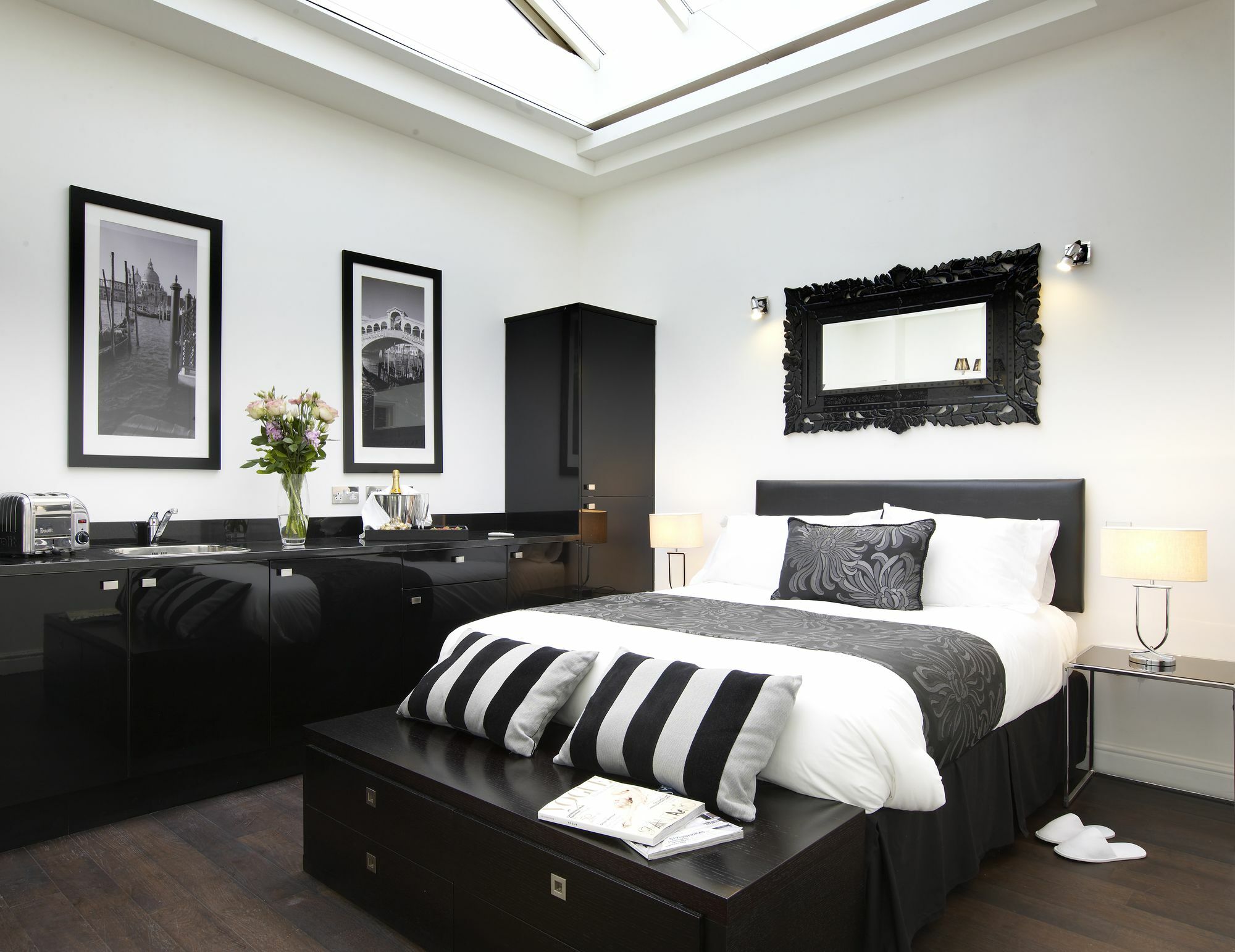 Strozzi Palace Suites By Mansley Челтнъм Екстериор снимка